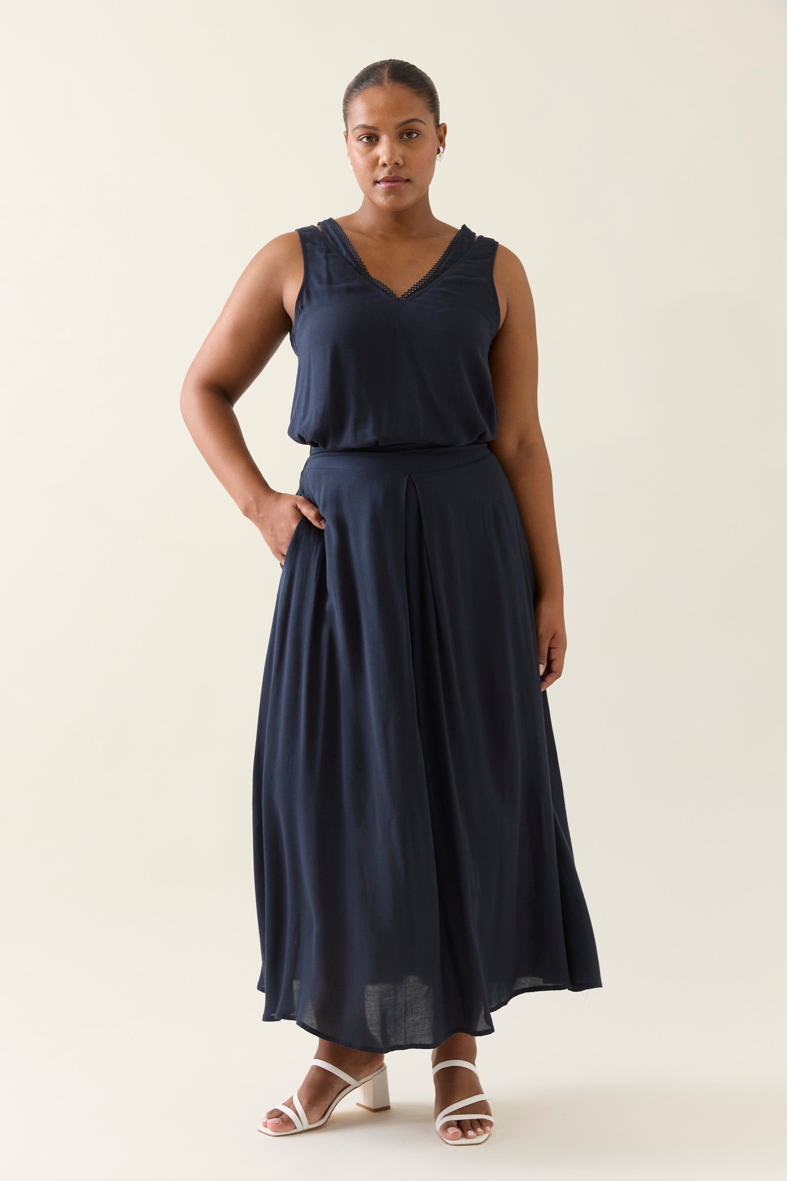 Oline Pleat Skirt
