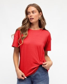 Easy Tuck Tee