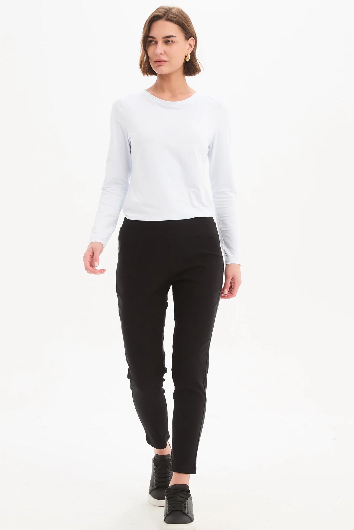 Straight Leg Crop Pant