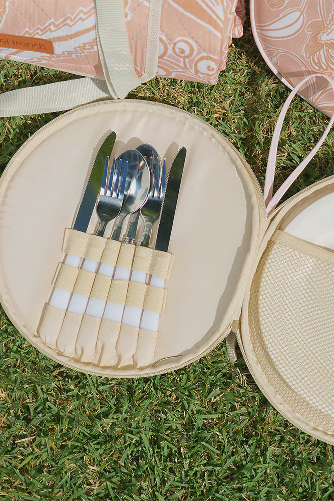 Picnic Round Plate Set