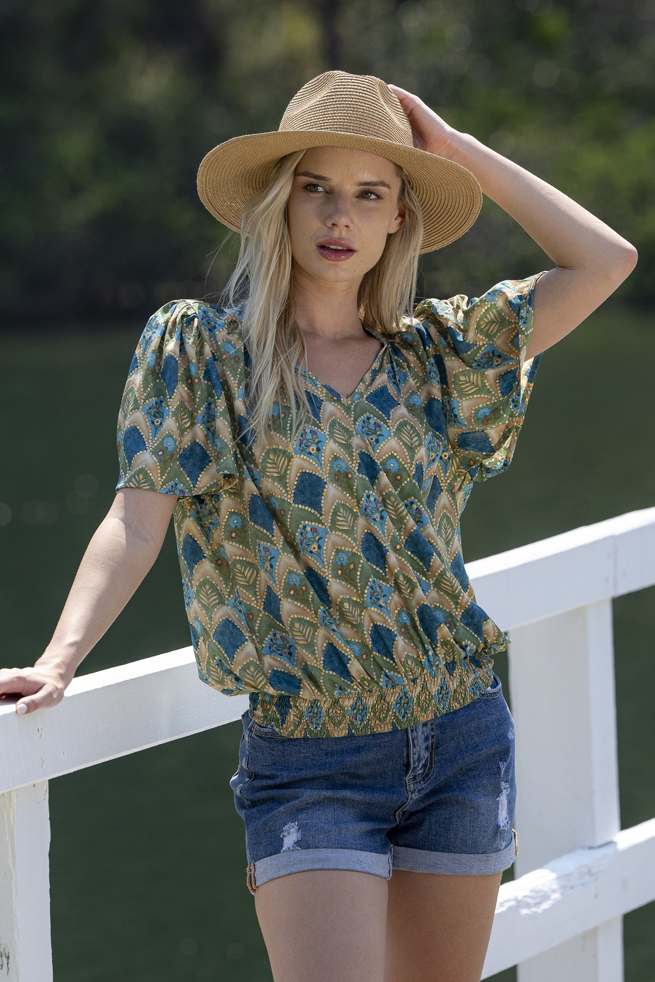 Dalah S/SLeeve Blouse